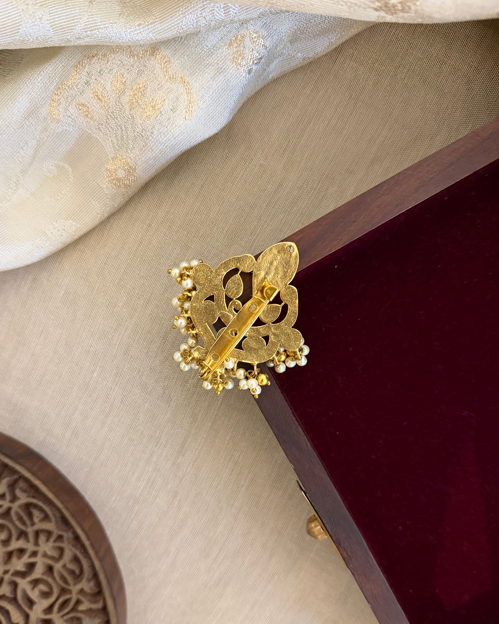 BR001 Jadau Kundan Brooch Saree Pin 4