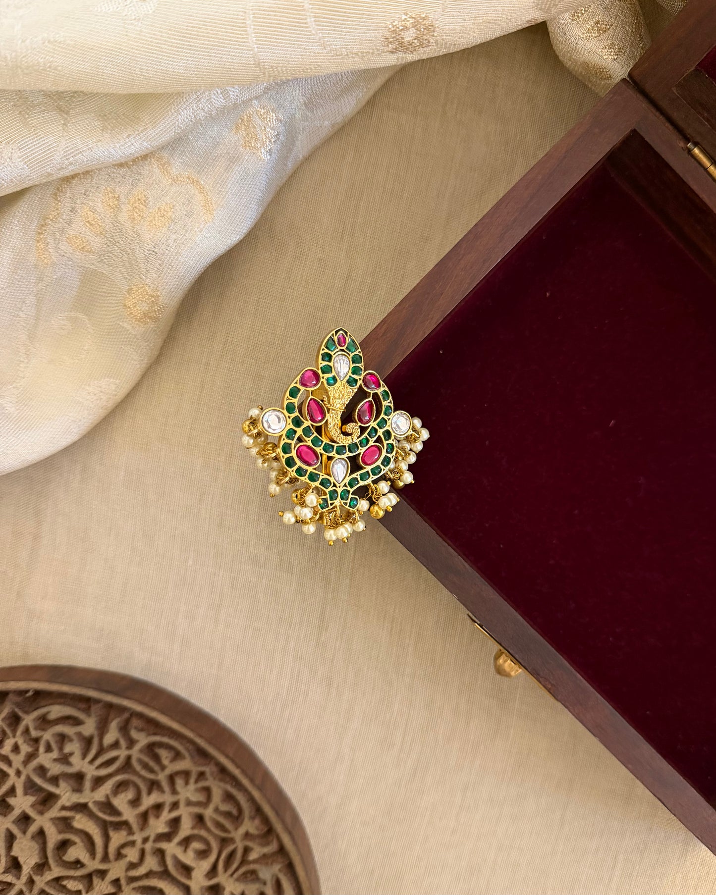BR001 Jadau Kundan Brooch Saree Pin 1